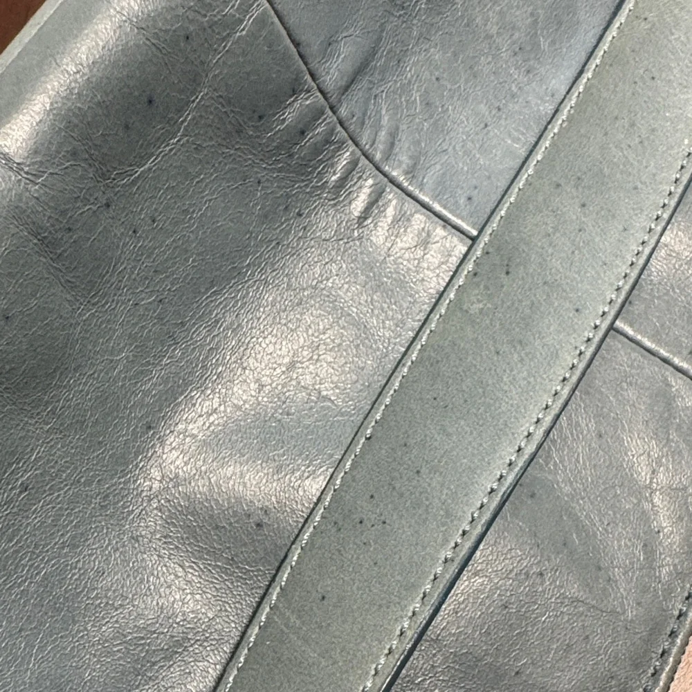 Franco Sarto Blue Shoulder Bag with Gold Details - Picture 9 of 9